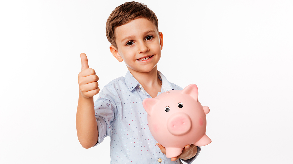 Como ensinar crianças a economizar e investir?